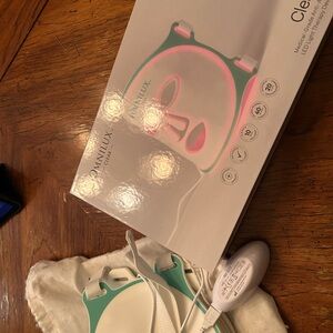 Omnilux Clear Face Mask